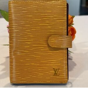 Authentic LV Agenda